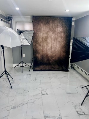 Lisa Makeup World INC Lights Up the Big Apple with Brand New Studio