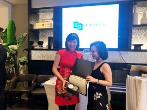 SGG CEO Li Jing accepts China Club award