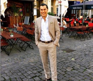 Artist - Shahkar Bineshpajooh