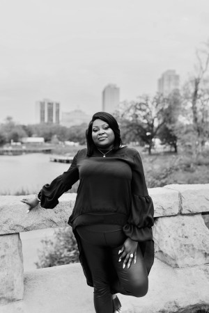 Renowned business strategist Yanni Profit offers business management service to female entrepreneurs