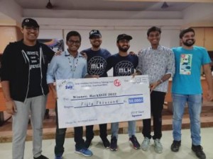 Agnish Ghosh Rajarshi Paul winning a cheque of Rs 50000 for being the Winner at HackSVIT