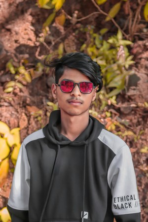 The success story of Shiv Jee Chaudhary how they become a successful Indian Actor & Musician.