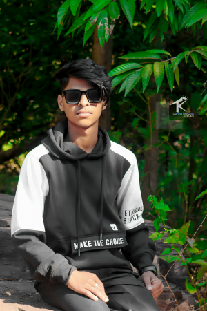 The success story of Shiv Jee Chaudhary how they become a successful Indian Actor & Musician.