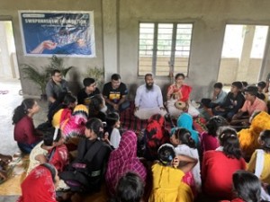 Fantastic initiative of Swapnasathi Foundation to bring children back to school.