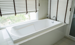 1-Day Bathroom Remodels: Speedy & Affordable Way to Transform Space