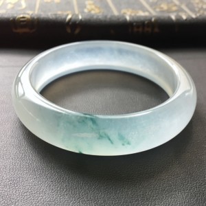 Give the Gift of Jade During JOJO’s Special Christmas Sale