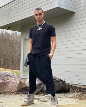 ‘Fast Life’ by Cyrus Dobre