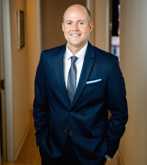 Leland H Webb MD FACS