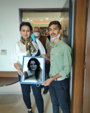 Indian painter Vaibhav Kumar Sharma with Poonam Dhillon