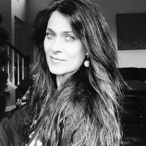 Tina Enyart - Expert Floral Designer