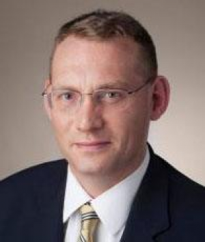 Stephen Kelly, MD, an Orthopedic Surgeon with New England Orthopedic Surgeons