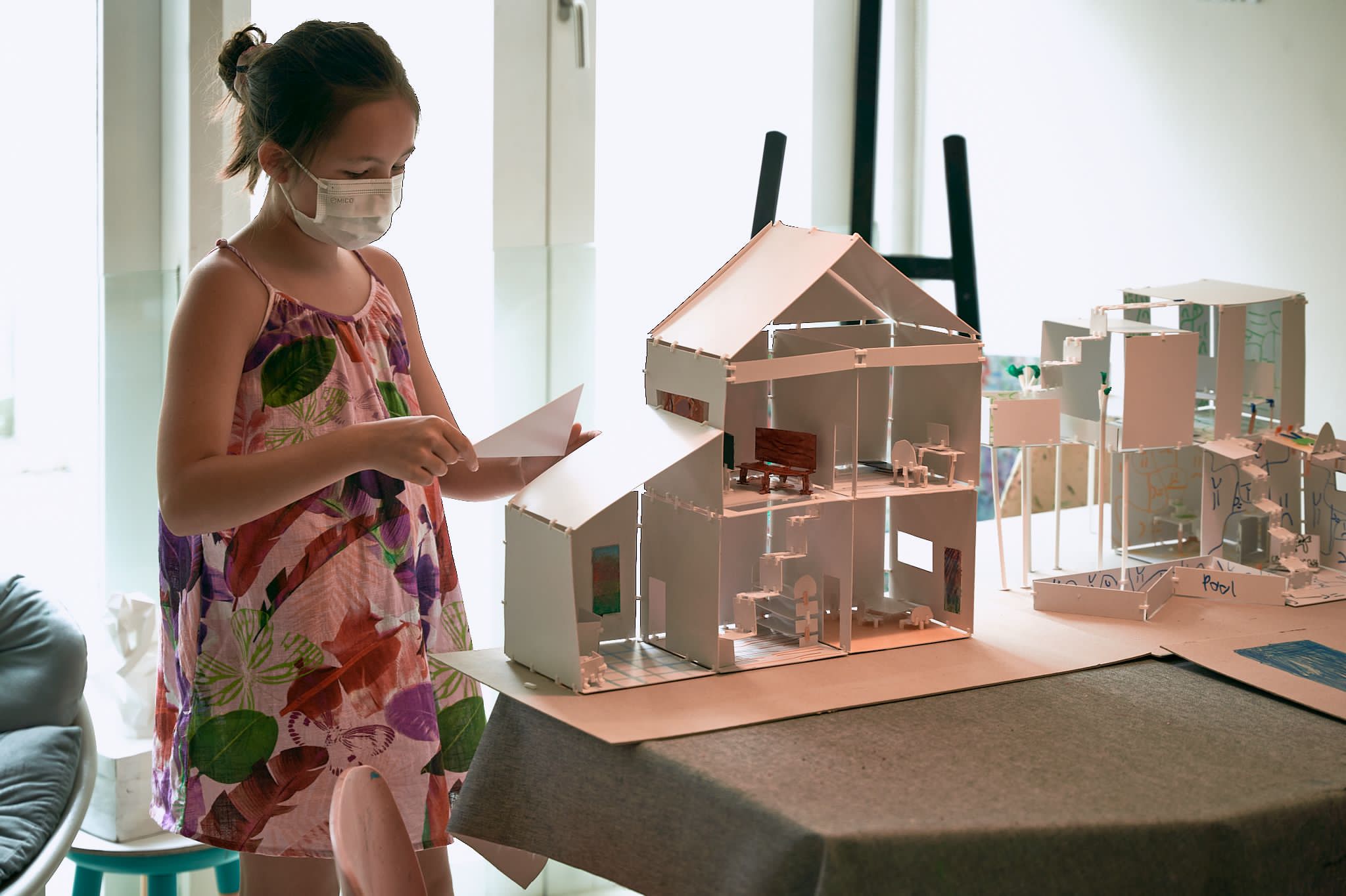 The Drawing Mint offers Art and Architecture design classes for