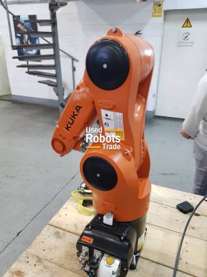 Kuka kr6 R700 krc4 controller kuka robot robot kuka kcp4 pickandplace small robot warranty on robot 