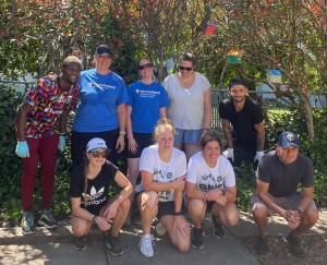 071122 Thorns at shelter