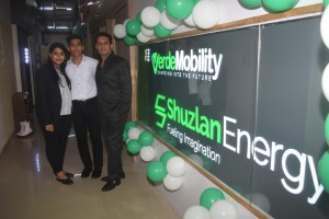 Shuel Bhamla, Azlan Bhamla, Rabiya Bhamla 