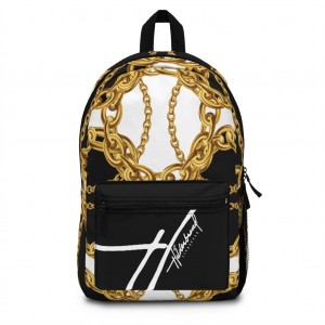 Hilderbrand Lifestyle’s Gold Chain Handbag Collection Is Perfect To Elevate Your Look