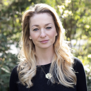 Nora Siegal, MD, PhD, an Oculoplastic Surgeon with LNC Oculoplastics