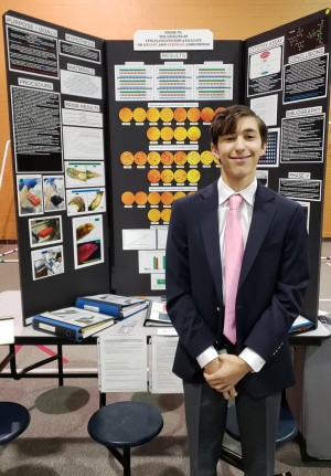 Stephen Litt Exhibits His Research Results 