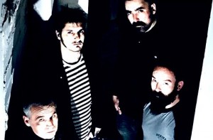 ‘La Caja’ by Los Roncos