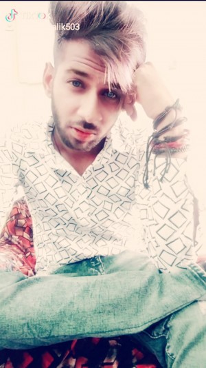 Ashu Moria in Studio