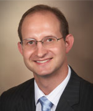 Orthopedic Surgeon Damion Harris, MD Provides Services for the Greater New Castle, Indiana Area