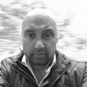 Reggie James London Professionals