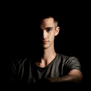 Enyo is starting his international career in the Edm industry Enyo is starting his international career in the Edm industry
