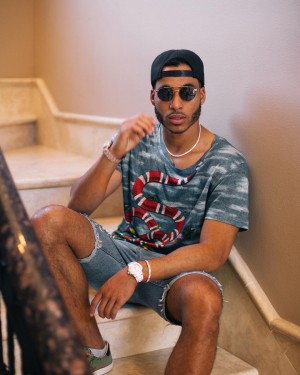 JOSH KING MADRID reveals… How to think like the rich and famous while still living a life full of bliss in his new book