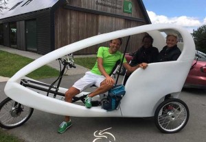 Introducing The NAUTILUS-CAR The World’s First Luxury Electric Rickshaw Sedan