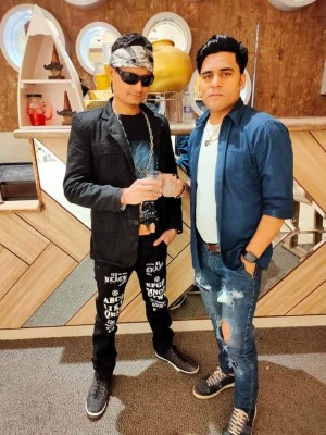 R.K.Rockstar Is a very good Music Artist Supper Hit Video song Pyaar Ka Bhoot Utaregi 