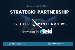 Newsroom glider eteki
