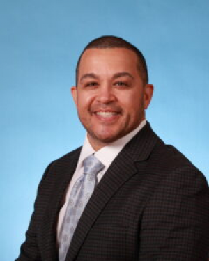 Victor Morales Hayes, MD, an Orthopedic Surgeon with Elite Spine & Orthopedics