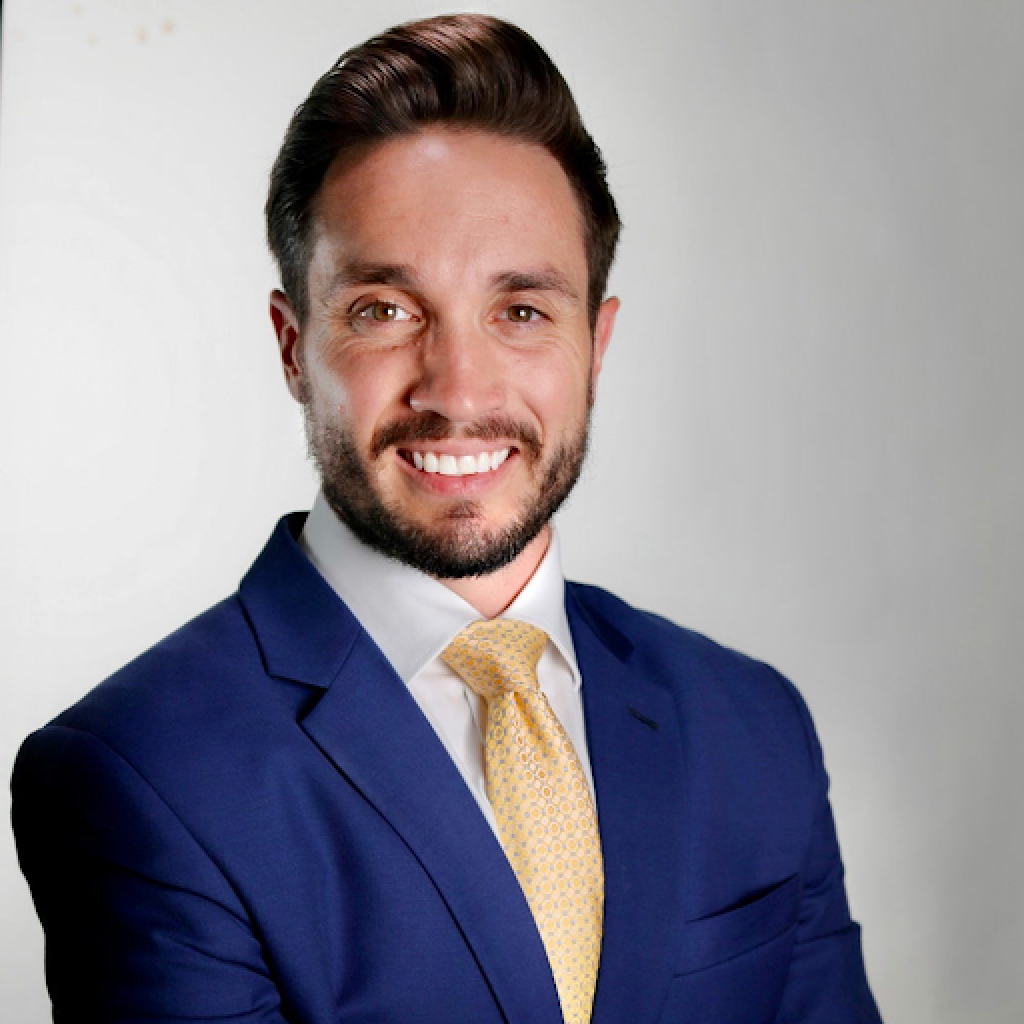 Justin Grant Stucki, DMD, a Dentist with Serenity Dental IssueWire