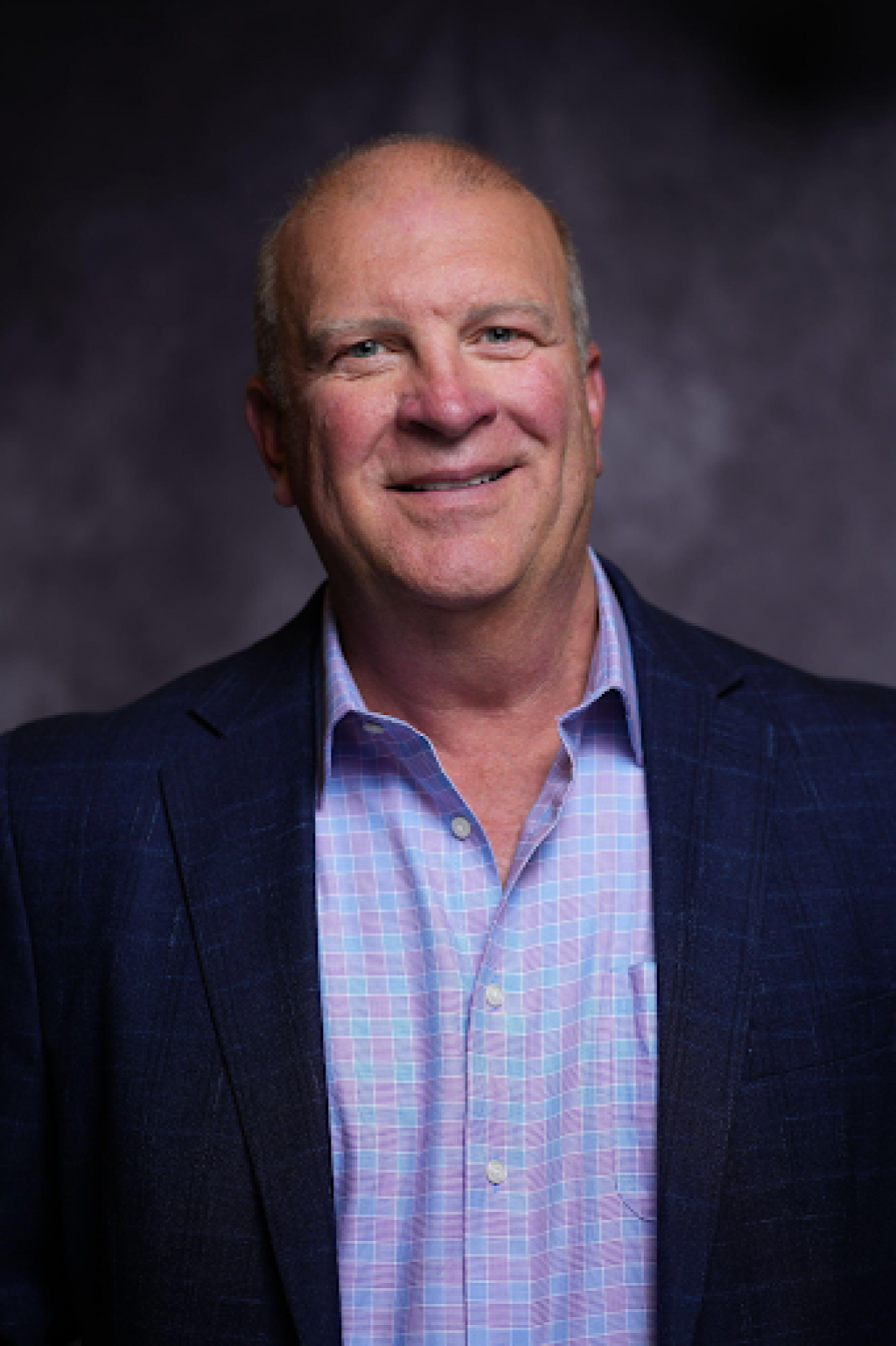 Bradley W. Hester, DMD, FICOI, a Dentist with Bend Family Dentistry IssueWire