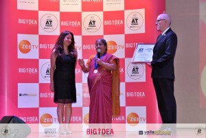 Lifetime Achievement Award 2018 to Rosy George from Indian High School, Dubai