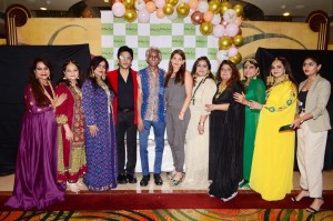 Viveck Shettyy, Shillpa Purii, Rasshmi Bagga and friends