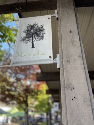 Pop Up Photo Booth Styled by Reenie