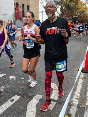 Stroke survivor Sékou Writes at the New York City Marathon starting line