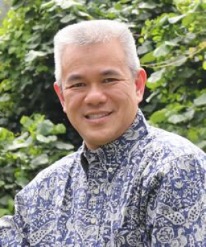 Get to know Hospitalist Dr. Wayne Chun, who serves patients in Honolulu, Hawaii.