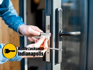 Changing core of a door lock