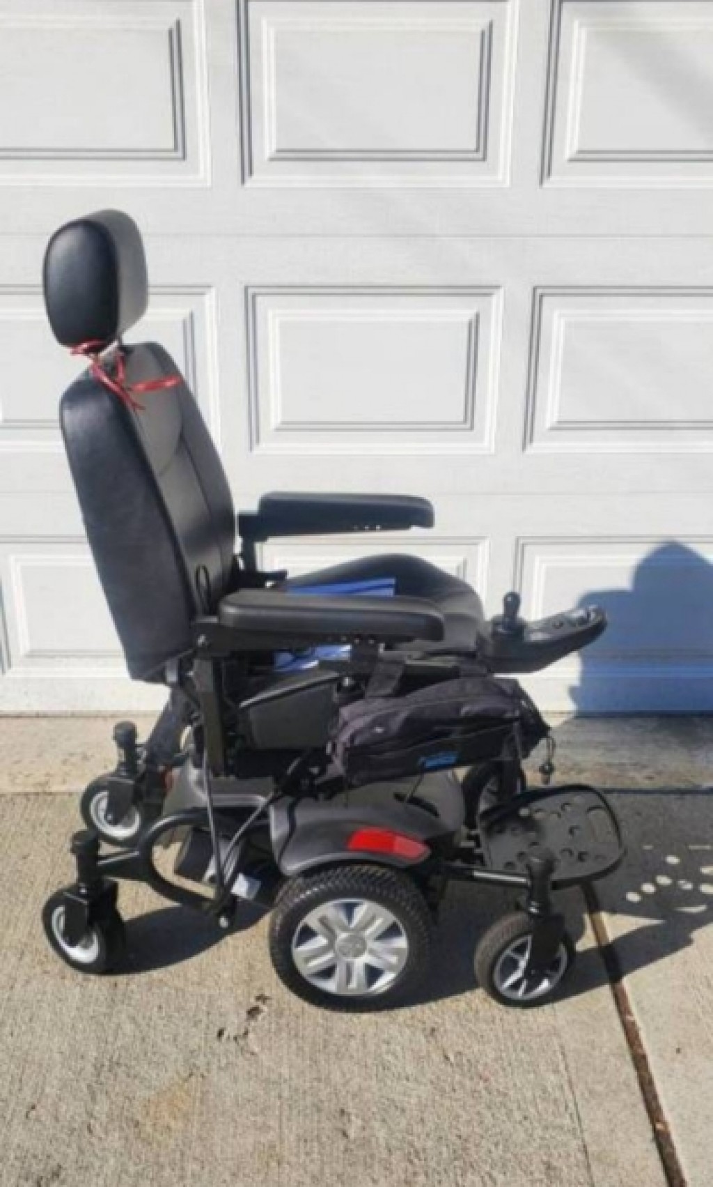 Landolov Offering Electric Wheelchairs for Sales IssueWire