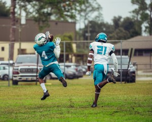JAA football player Caleb Lester (4) Catching a touchdown pass