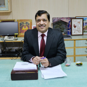 Dr Deepak Agarwal Doctor Of Globe Medicare