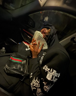 Massiahg is The Newest Wave of Rising Artists 