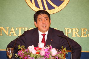 安倍晋三・元首相 写真 1