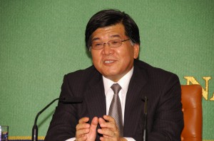 坂場三男・前駐ベトナム大使「大使に聞く」2 写真 1