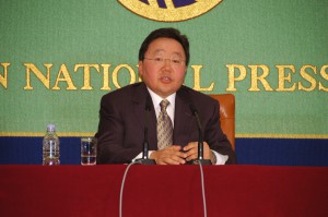 ツァヒャー・エルベグドルジ・モンゴル大統領 写真 2