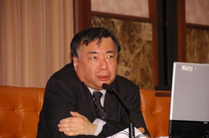 日本NPO学会会長 山内直人 写真 1