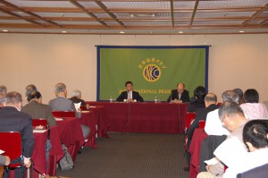 内閣府経済社会総合研究所長 小野善康　 写真 1