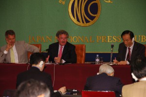 副首相・外相 アッセルボルン 写真 1